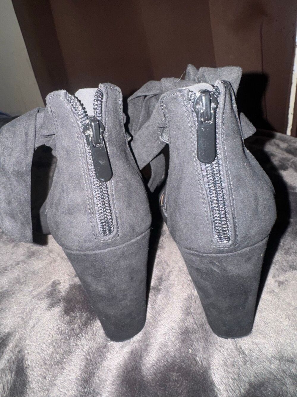 NWOT Torrid black suede platform wedge with adjustable ankle ties size 8.5W - Picture 9 of 10